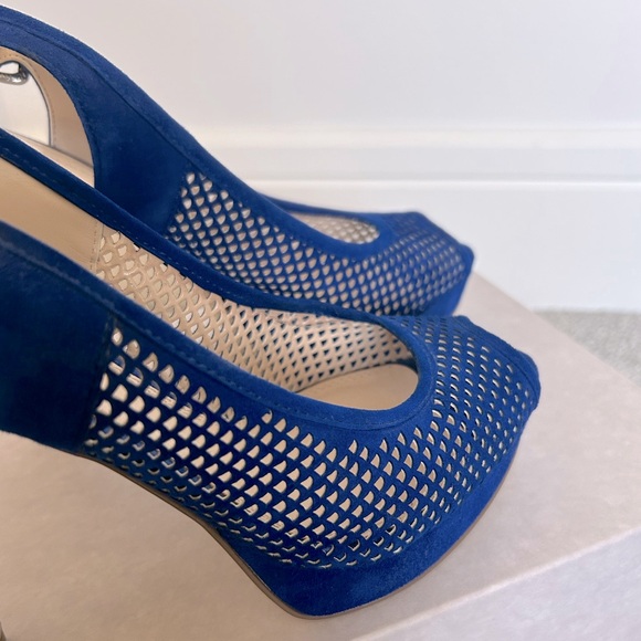 Enzo Angiolini Eascarla Peep Toe Stiletto heel in royal blue colour, size 8.5. - Picture 7 of 11